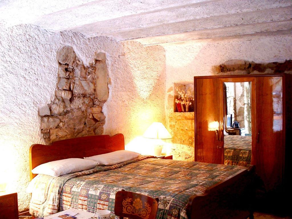 Ne Medieval Village B&B חדר תמונה